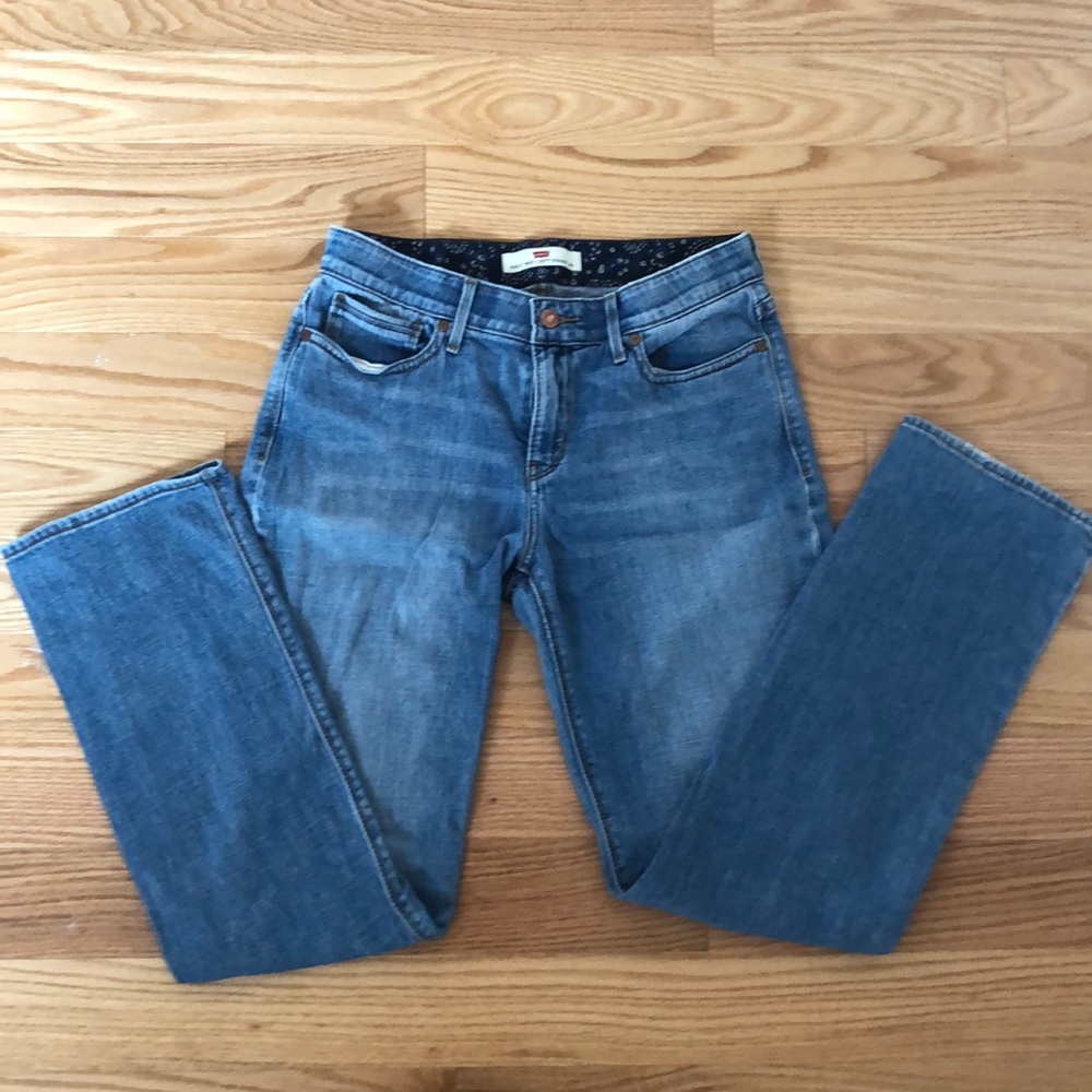 Levi’s 525 straight leg jeans